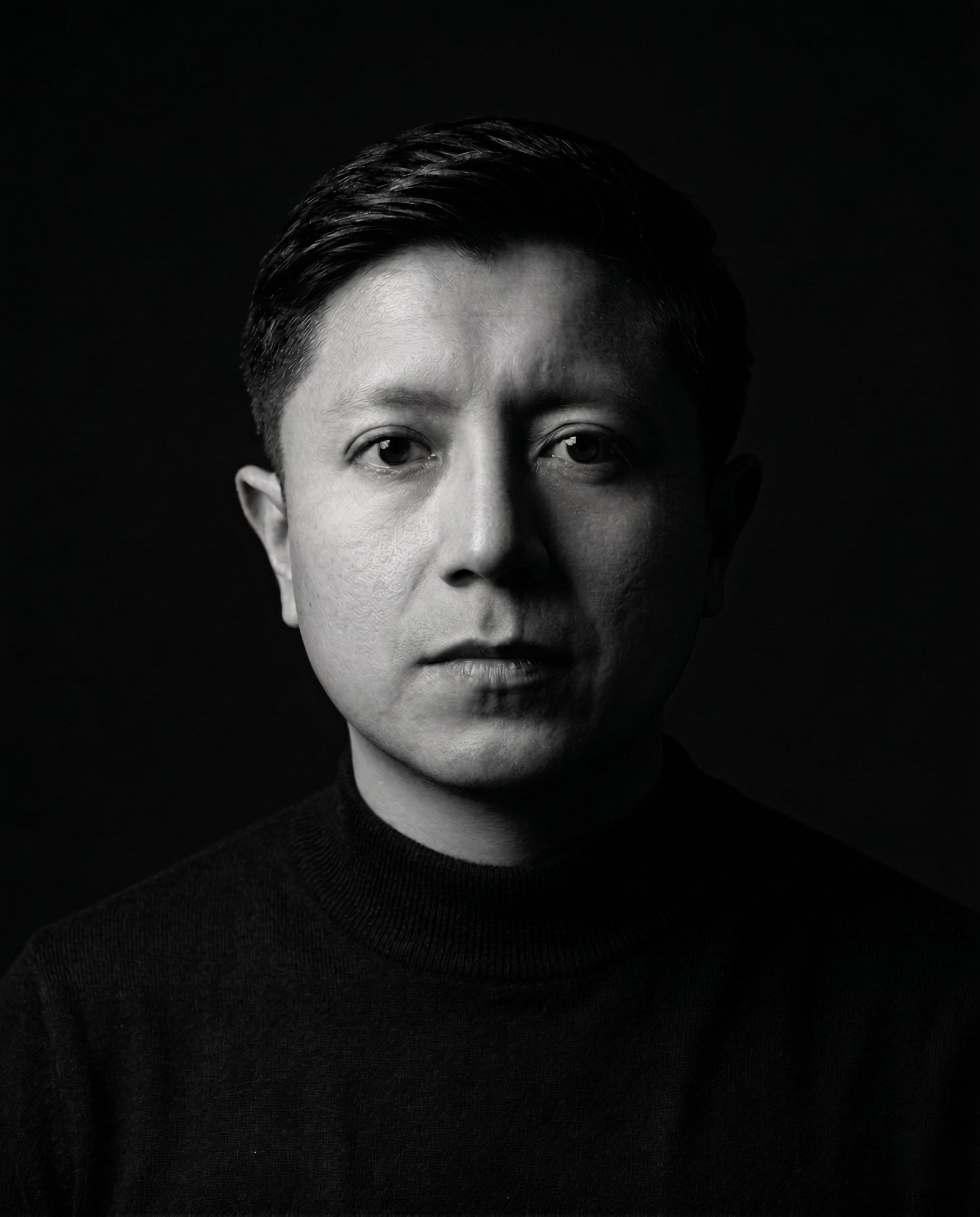 Retrato profesional de Paúl Romero